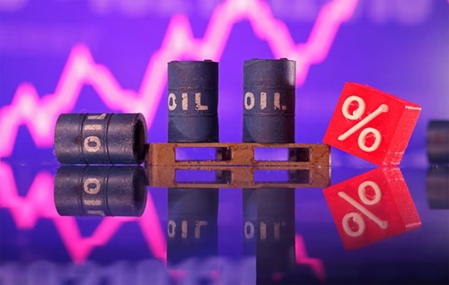 Giá xăng dầu hôm nay (2-4): Chạm mức cao nhất trong 5 tháng